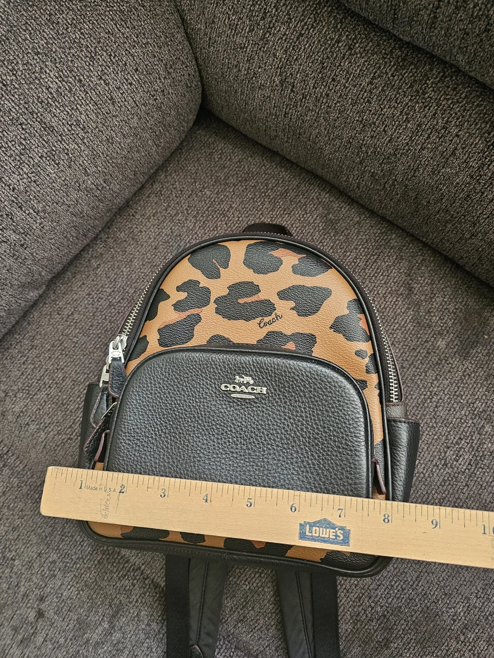 Coach everyday silver stylish